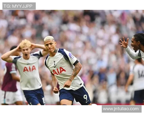 半伯恩利主场迎战热刺争夺三分双方战术较量引人关注