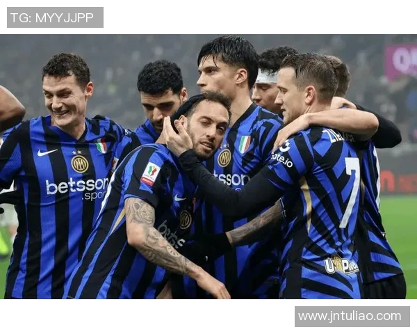 米兰与巴萨历史交锋战绩分析及未来对决展望